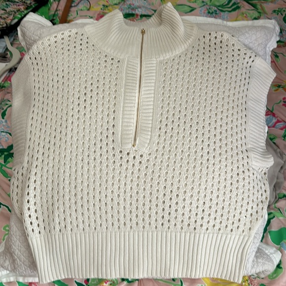 Amazon Crochet Sweater Vest Half Zip Lapel Cap Sleeve Knit Popover Top NWOT - Picture 5 of 7